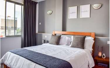 Serviced 2 Bed Apartment with En Suite in Parklands