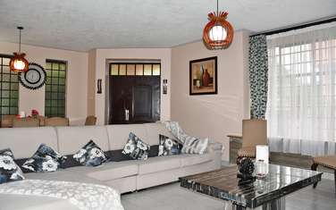 4 Bed Townhouse with En Suite at Express Way
