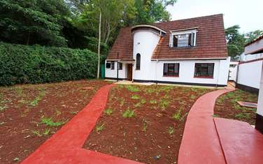 3 Bed House with En Suite at Rosslyn