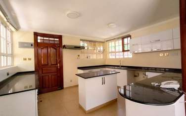 4 Bed Townhouse with En Suite in Kyuna