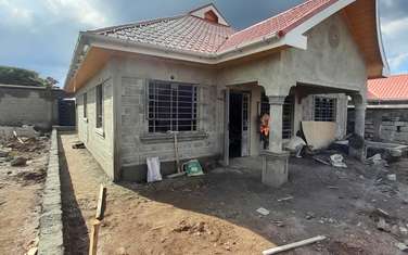 3 Bed House with En Suite at Mugutha