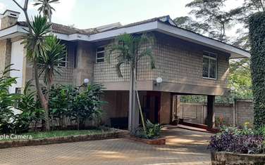 5 Bed Townhouse with Garden in Spring Valley