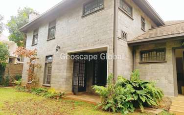 4 Bed House with En Suite in Spring Valley