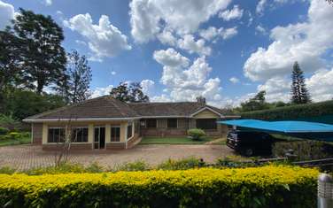 3 Bed House with En Suite in Rosslyn