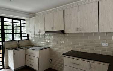 3 Bed Apartment with En Suite at Riverside