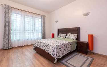 Furnished 3 Bed Apartment with En Suite in Parklands