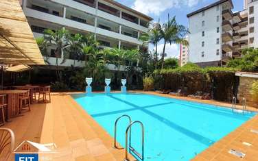 Serviced Studio Apartment with En Suite at Riverside