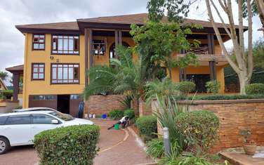 5 Bed House with En Suite at Panafrican Road