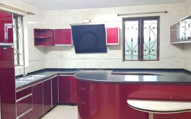 5 Bed Townhouse with Gym at Othaya
