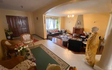 4 Bed Townhouse with En Suite in Kyuna