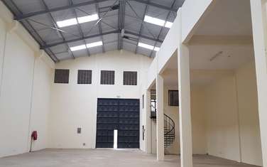 7,000 ft² Warehouse with Service Charge Included at Mombasa Road