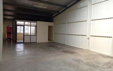 510 ft² Warehouse with Service Charge Included in Eastern ByPass