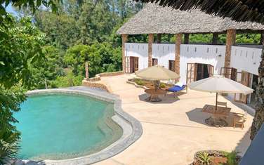 5 Bed Villa with En Suite at Malindi