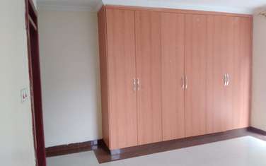 3 Bed Apartment with En Suite in Lavington