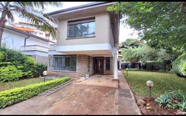4 Bed Townhouse with Garden in Lavington