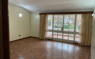 6 Bed Townhouse with En Suite in Runda
