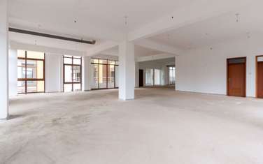 185 m² office for rent in Karen