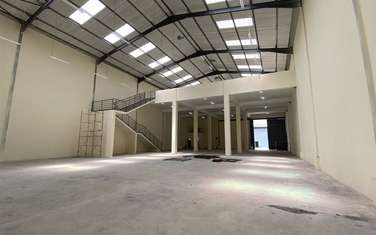 9978 ft² warehouse for rent in Ruiru