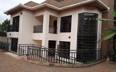 4 Bed Townhouse with En Suite in Kiambu Road
