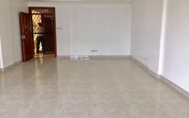 4 Bed Apartment with En Suite in Westlands Area