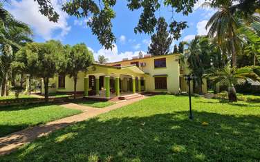 6 bedroom house for rent in Nyali Area