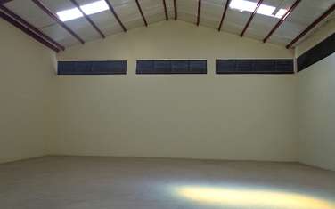 7,089 ft² Warehouse with Aircon in Industrial Area