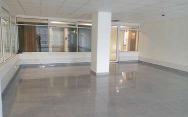 1,300 ft² Commercial Property with Fibre Internet at Muthithi Road