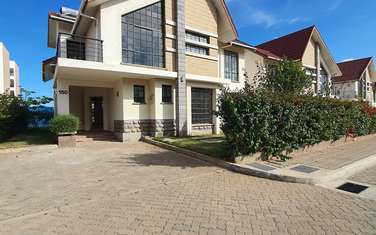4 Bed Villa with En Suite at Namanga Road