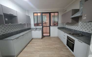 4 Bed Apartment with En Suite in Parklands