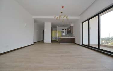 3 Bed Apartment with Swimming Pool in Rosslyn