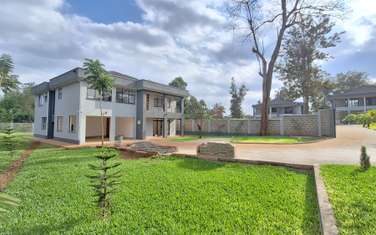 5 Bed Townhouse with En Suite at Kiambu Road