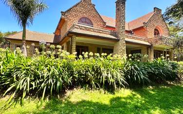 5 Bed House with Swimming Pool in Karen