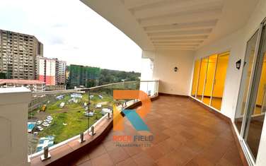 3 Bed Apartment with En Suite in Parklands