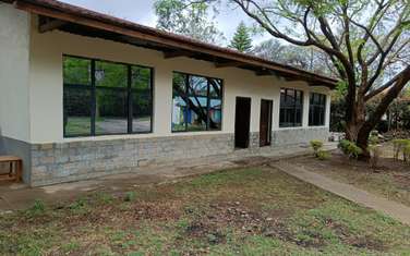 120 m² Commercial Property with Service Charge Included at Othaya Road