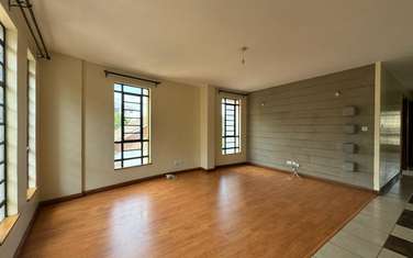 3 Bed Apartment with En Suite in Rhapta Road