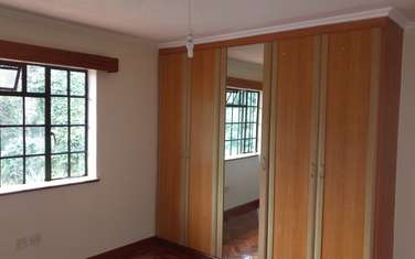 3 Bed Townhouse with En Suite at Spring Valley