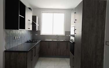 2 Bed Apartment with En Suite in Rhapta Road