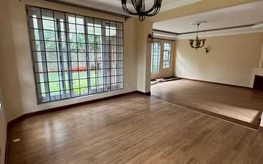 5 Bed Townhouse with En Suite in Lavington