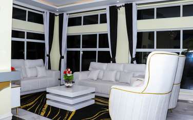 6 Bed Villa with En Suite at Olkeri