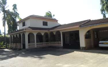 3 Bed House with Aircon in Nyali Area