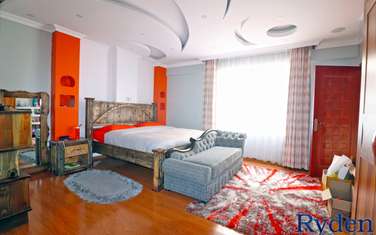 4 Bed Apartment with En Suite at Mararo Road
