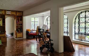 5 Bed Townhouse with En Suite in Spring Valley