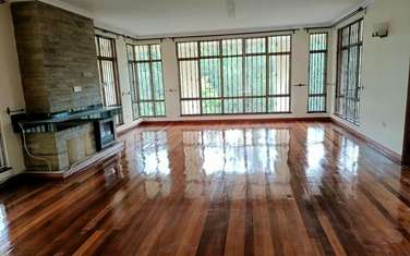 6 Bed House with En Suite in Kitisuru