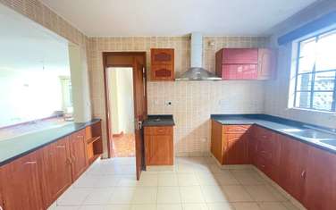 5 Bed Townhouse with En Suite in Lavington
