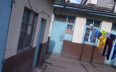 10 bedroom house for sale in Ngara