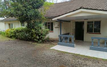 400 ft² Commercial Property with Service Charge Included at Othaya Road