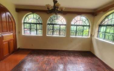 5 Bed Townhouse with En Suite at Kitisuru