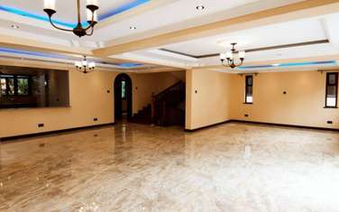 5 Bed Townhouse with Borehole in Lavington