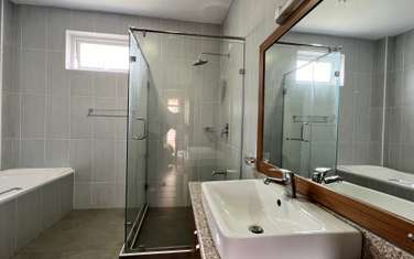 3 Bed Apartment with En Suite at Kilimani Argwings Kodhek Rd