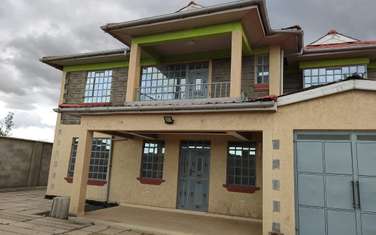 5 Bed House with En Suite in Katani